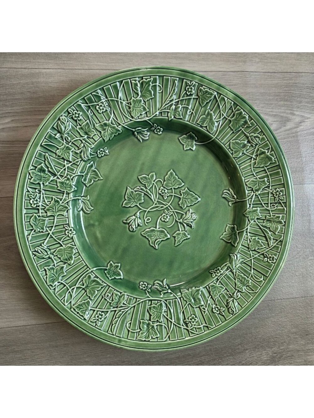 Lenox Summer Terrace Green Embossed Ivy 17" Ceramic Serving Platter Bowl
